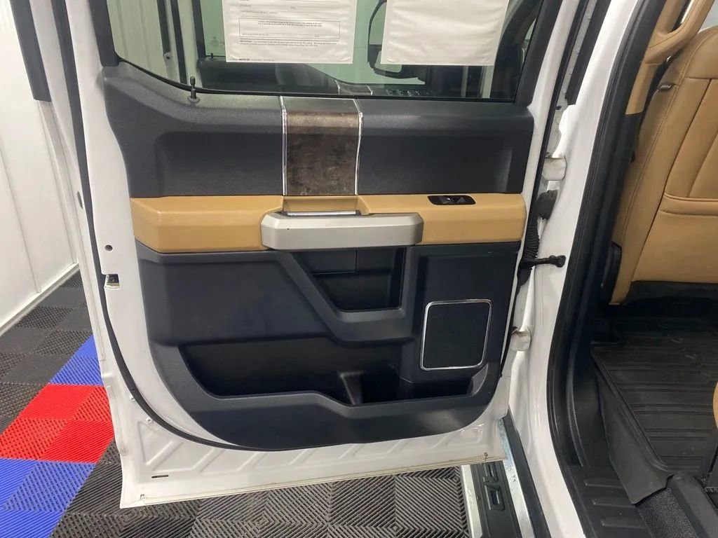 Used 2022 Ford F250 Lariat w/ Lariat Ultimate Package image 22