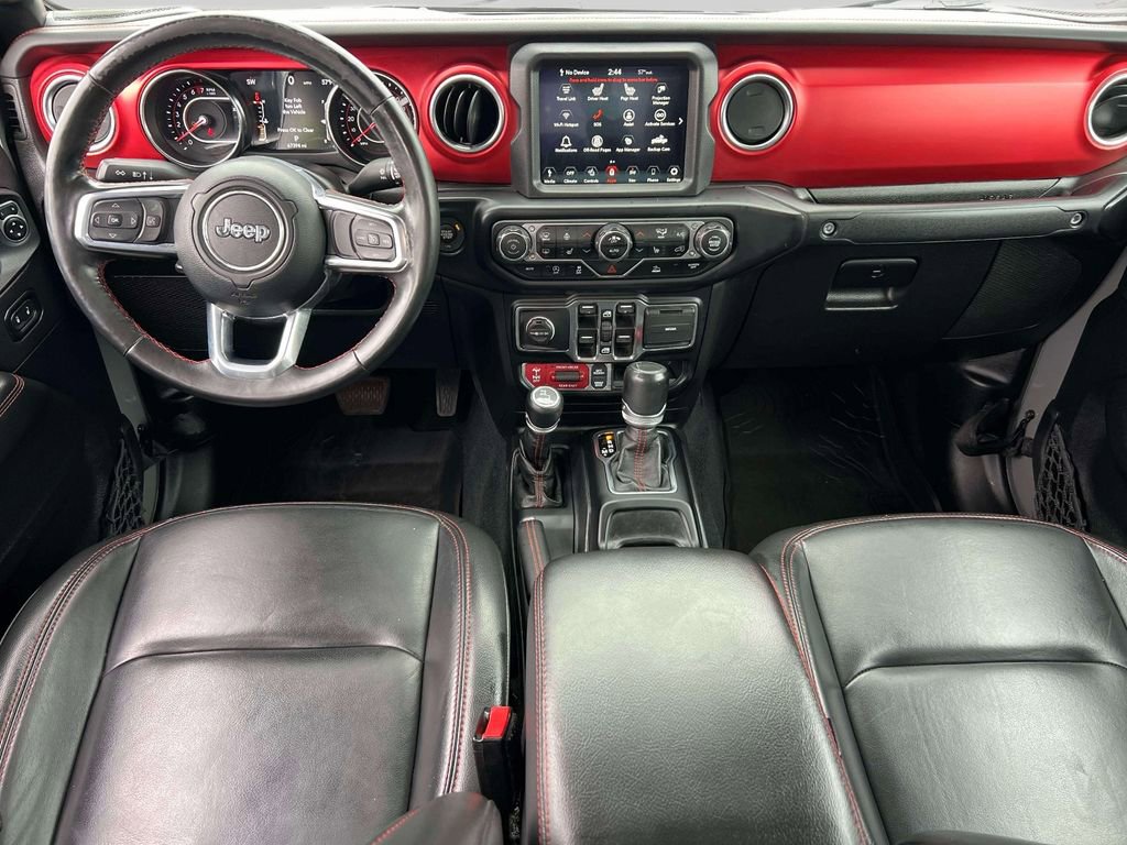 Used 2022 Jeep Gladiator Rubicon w/ Dual Top Group AWD/4WD image 13