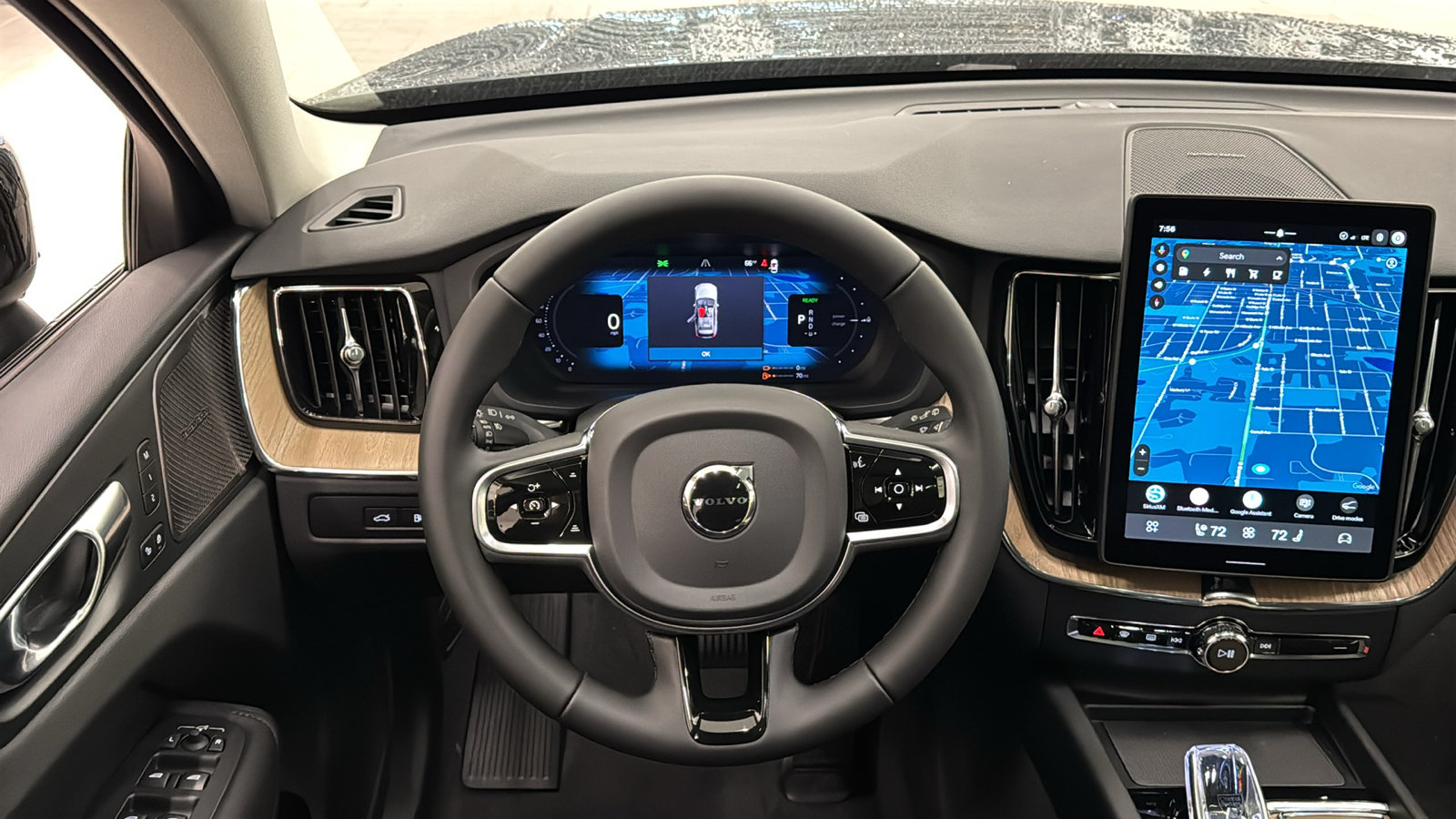 New 2027 Volvo XC60 T8 Plus AWD/4WD image 12