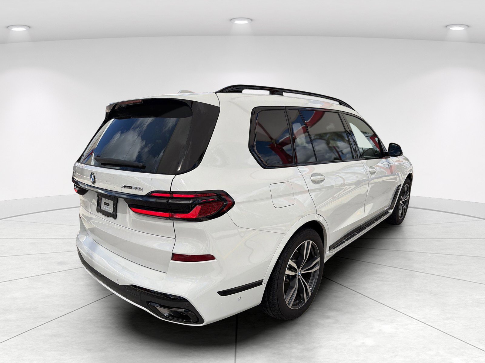 Certified 2026 BMW X7 xDrive40i AWD/4WD image 4