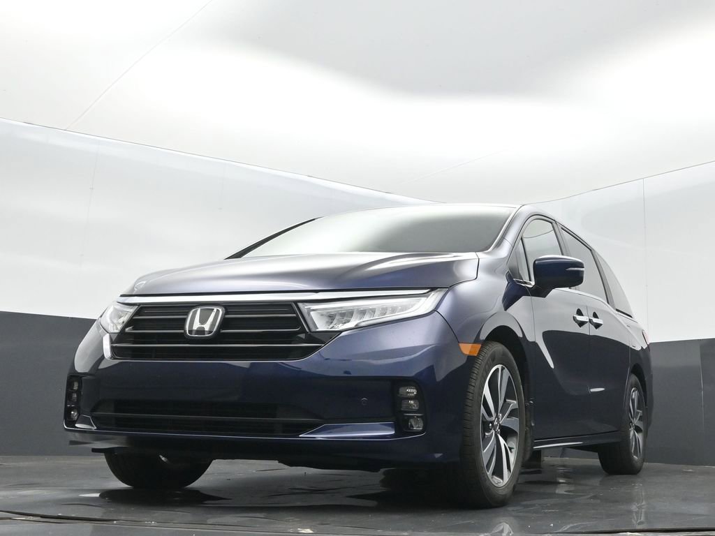 Certified 2024 Honda Odyssey Touring image 8