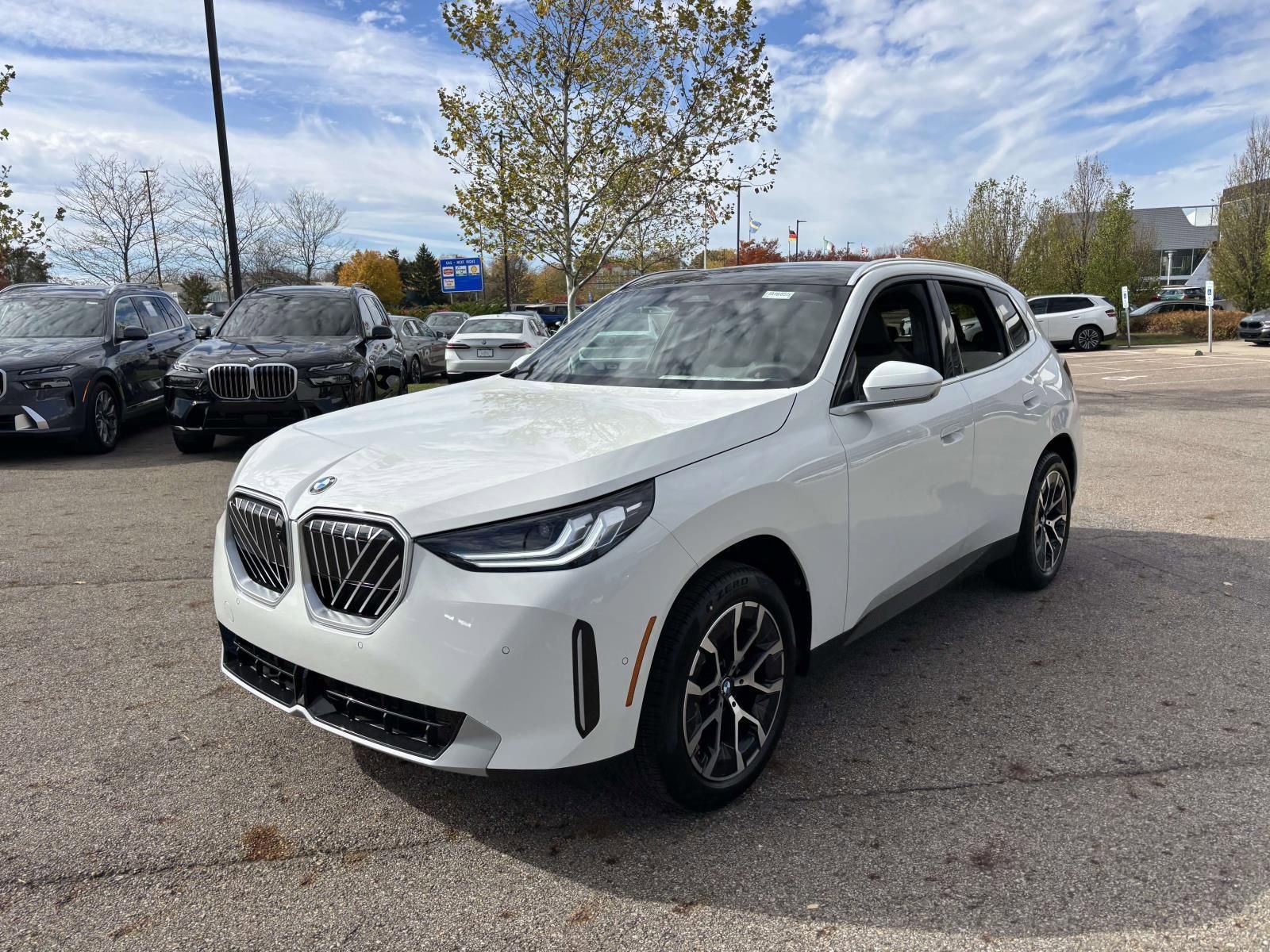 New 2026 BMW X3 xDrive30 w/ Premium Package image 3