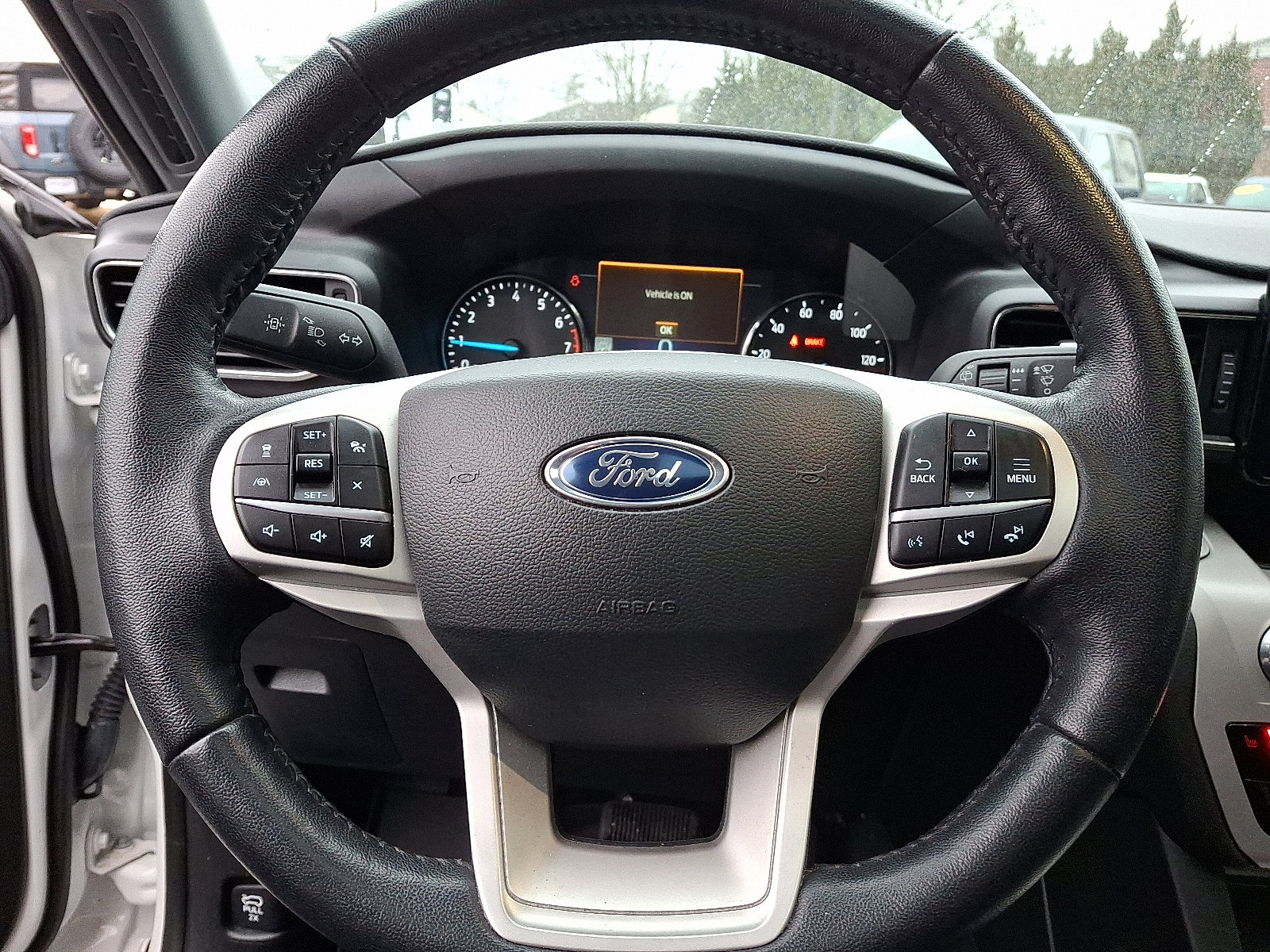 Used 2023 Ford Explorer XLT w/ Equipment Group 202A AWD/4WD image 22