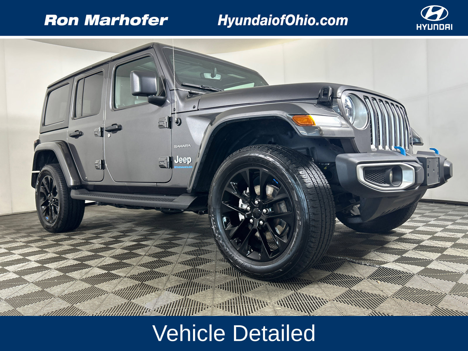 Used 2023 Jeep Wrangler Unlimited Sahara w/ Dual Top Group AWD/4WD 360° Tour