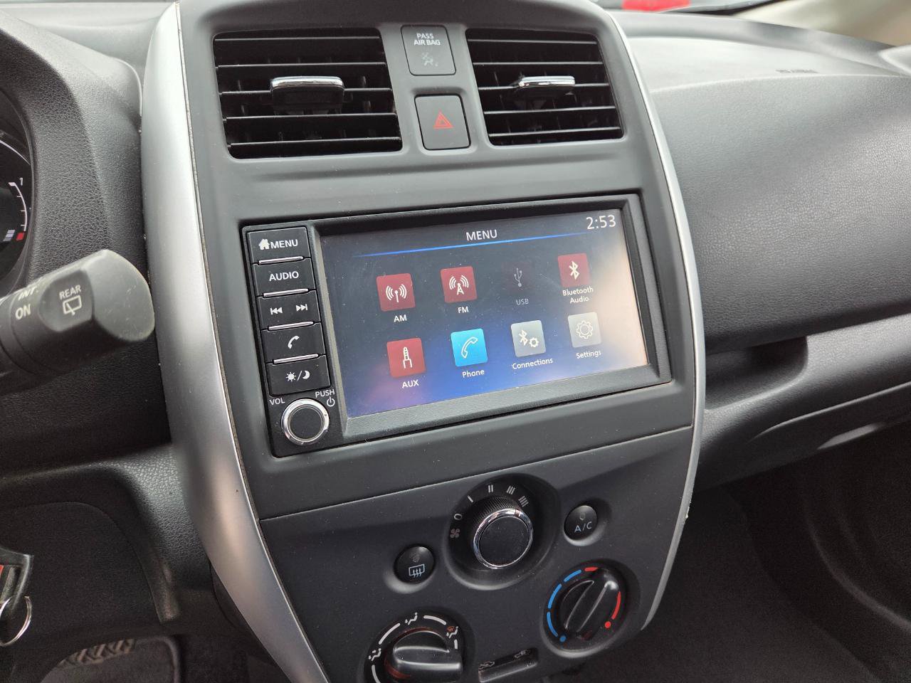 Used 2018 Nissan Versa Note SV FWD image 20