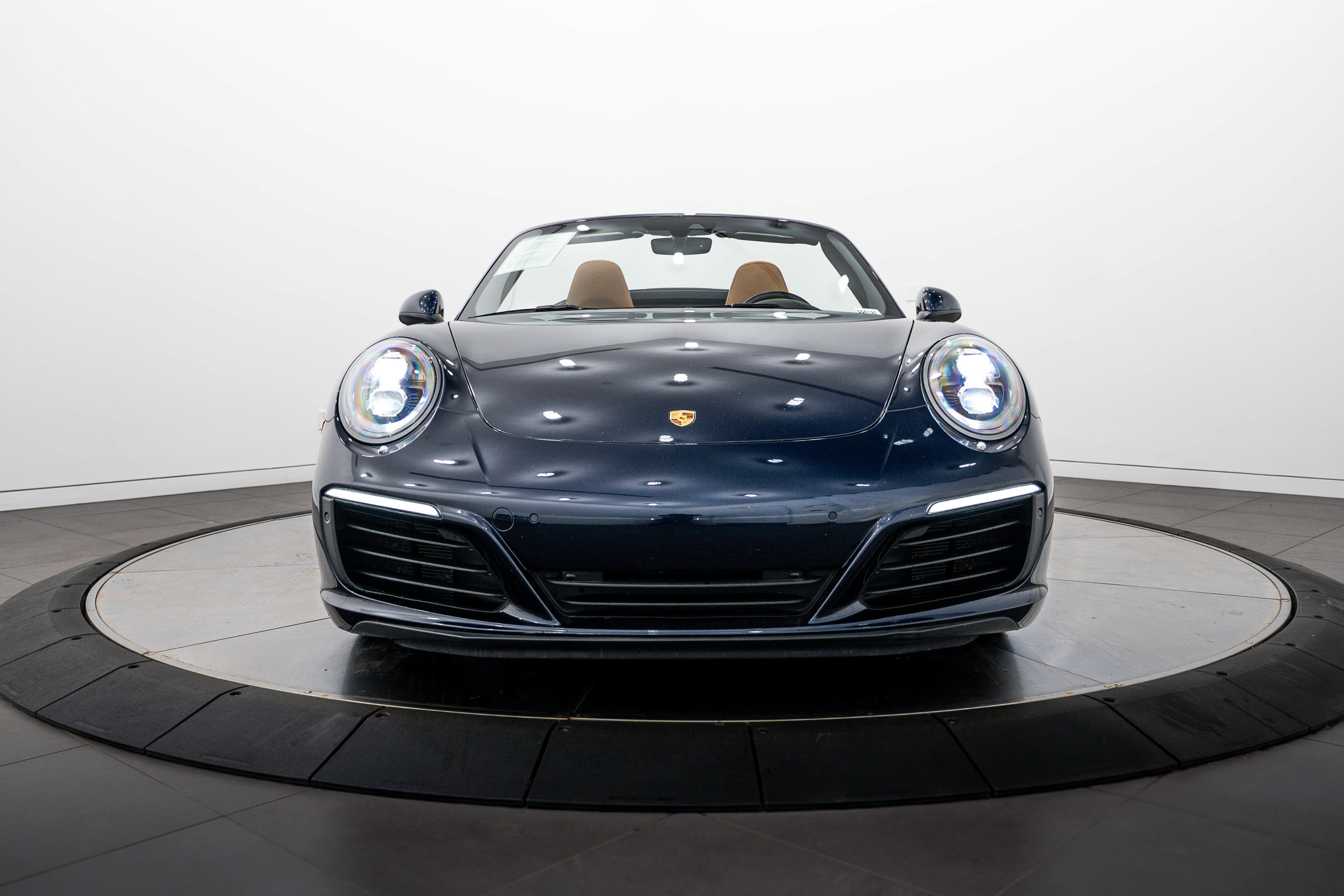 Certified 2017 Porsche 911 Carrera 4S AWD/4WD image 10