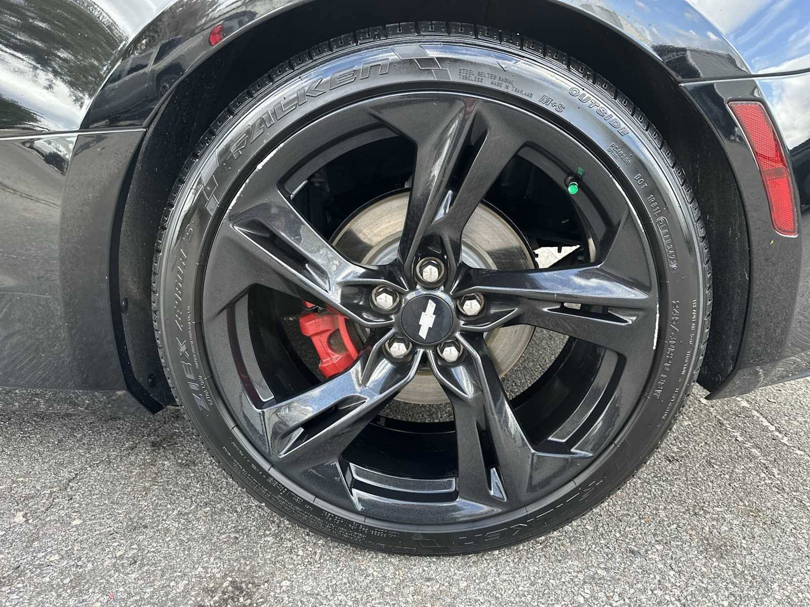 Used 2019 Chevrolet Camaro LT image 12