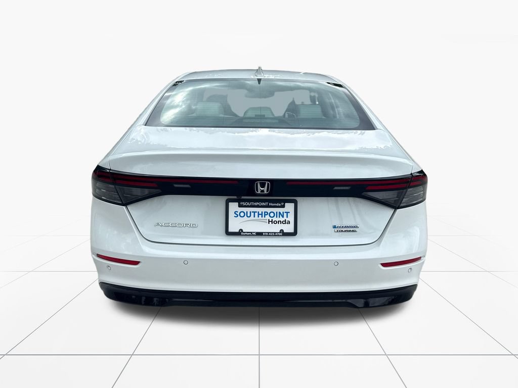 Used 2024 Honda Accord Touring image 7