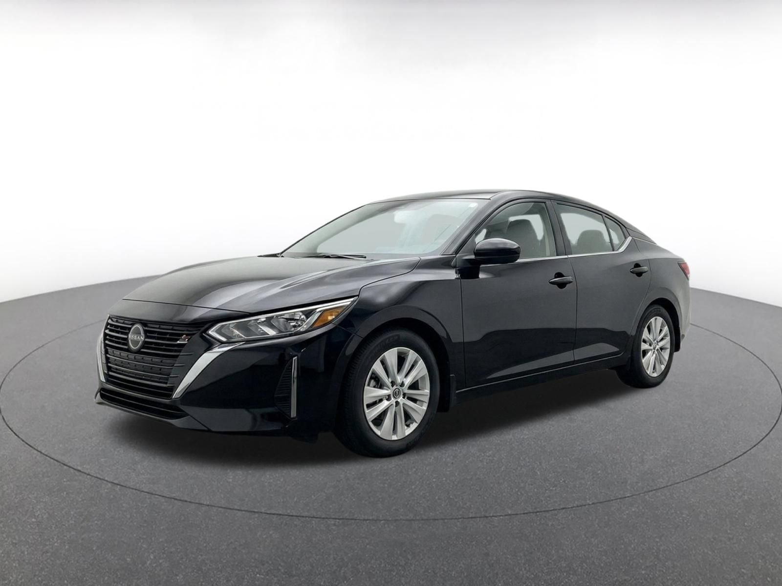 Used 2025 Nissan Sentra S FWD image 3