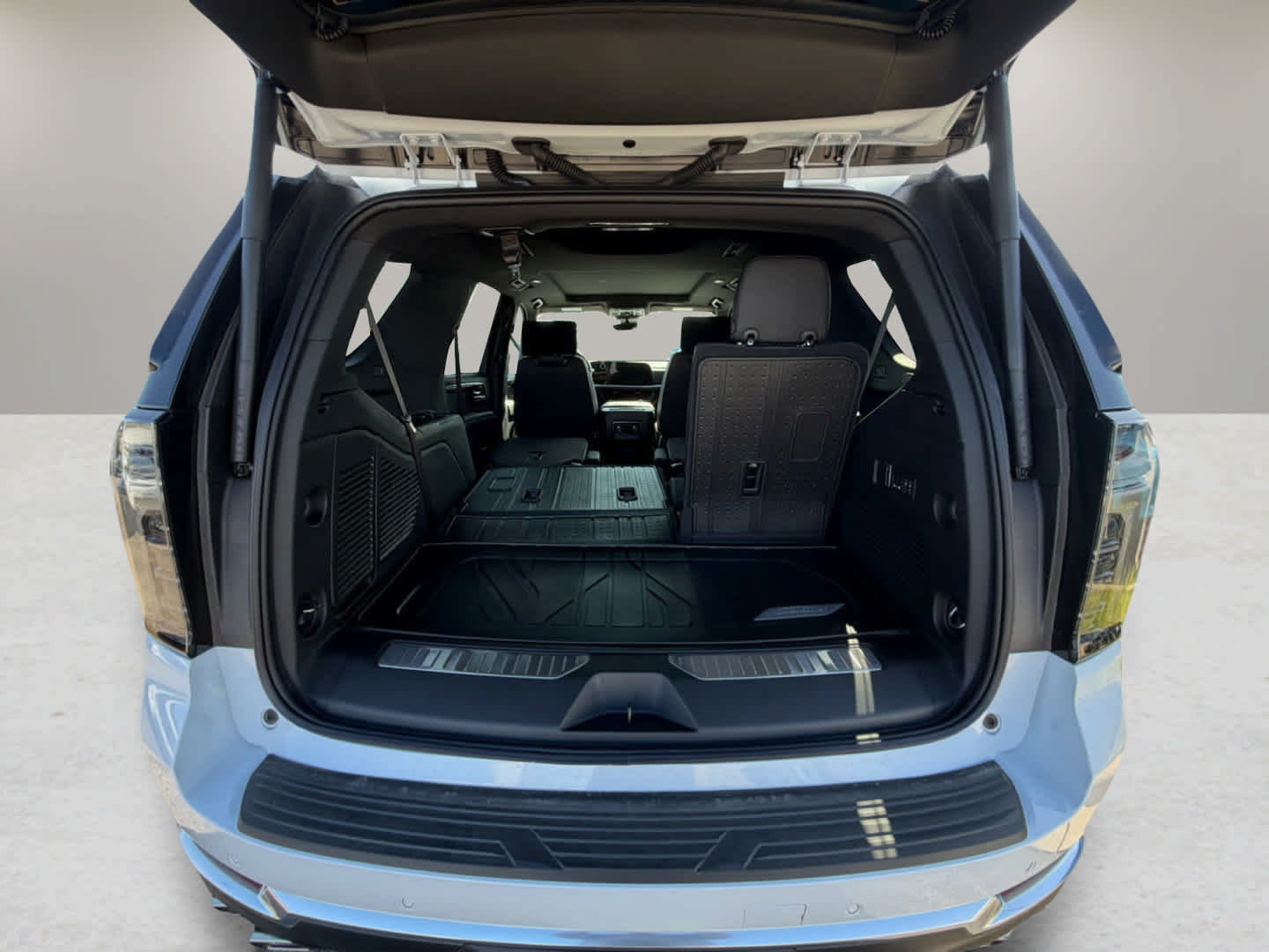 New 2026 Chevrolet Tahoe High Country AWD/4WD image 26