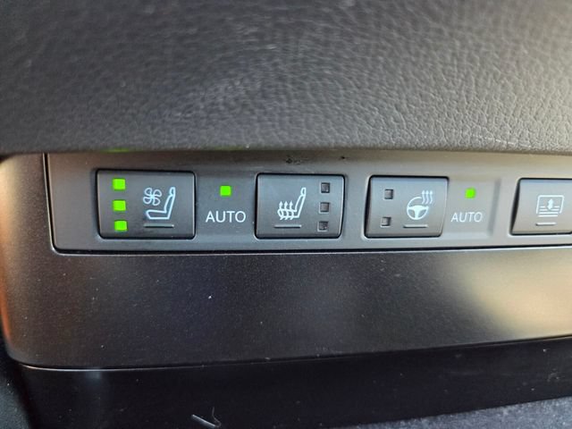 Used 2024 Lexus ES 350 F Sport w/ Accessory Package (Z2) FWD image 12