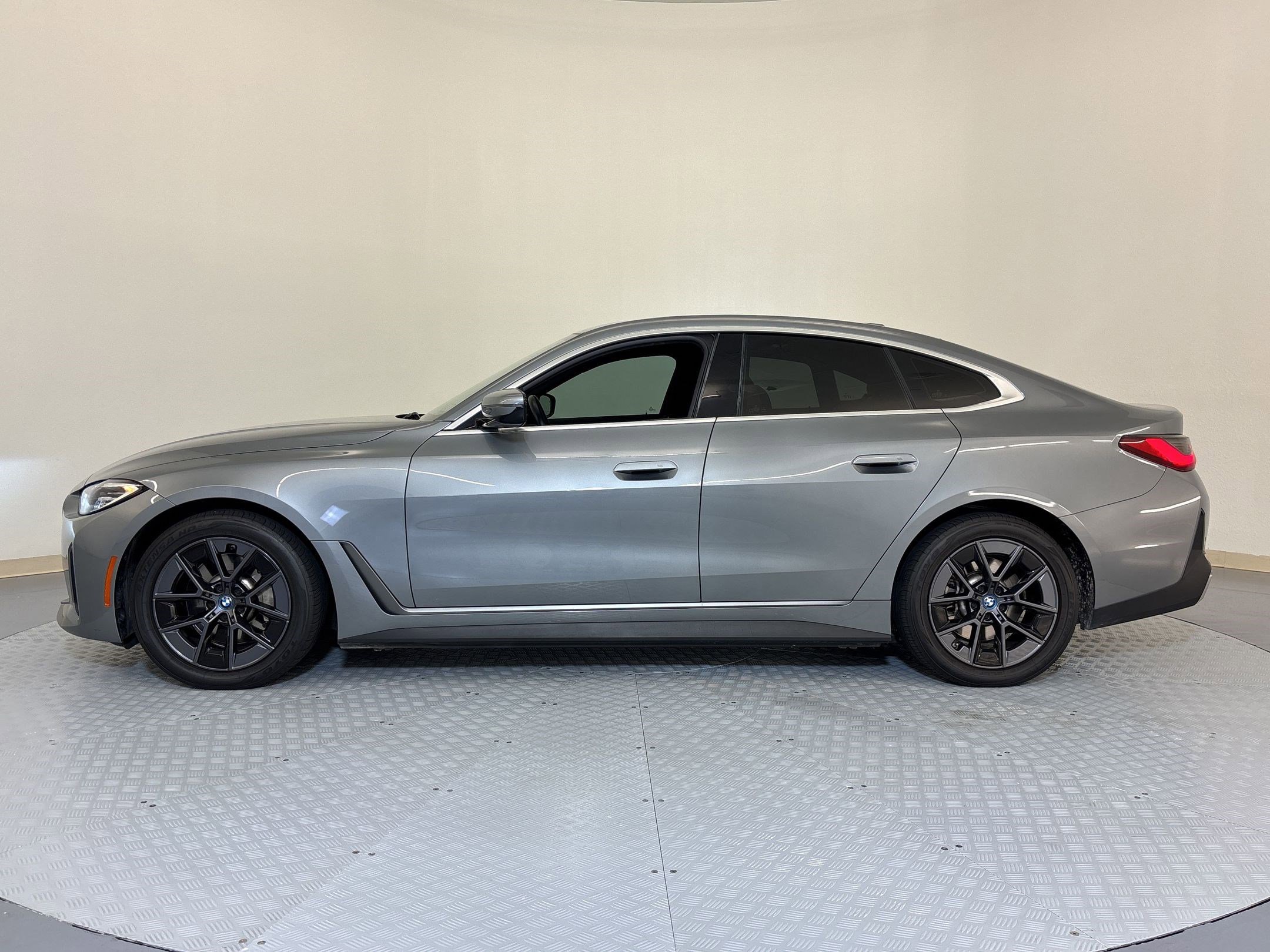 Used 2023 BMW i4 eDrive35 w/ Premium Package image 2