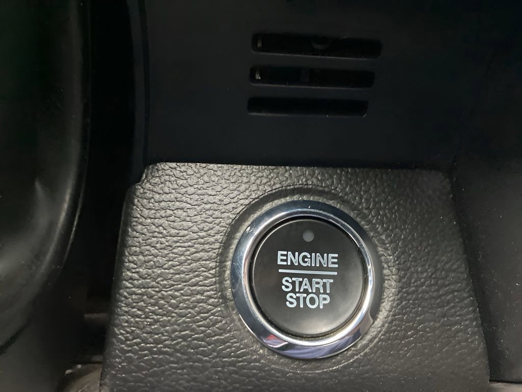 Used 2021 Ford F250 Platinum w/ FX4 Off-Road Package image 32