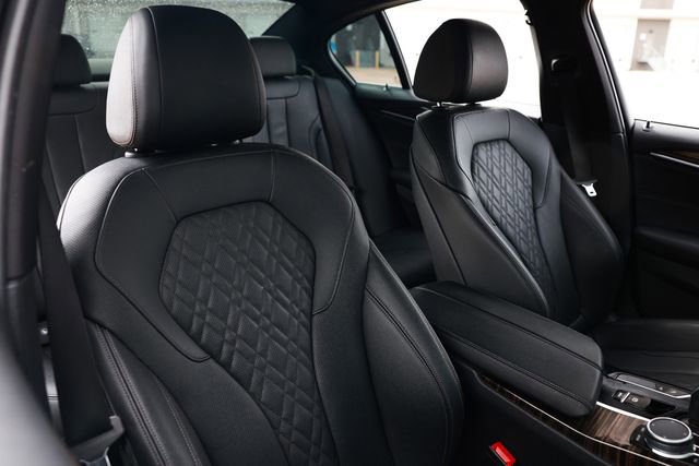 Used 2021 BMW 530i w/ Convenience Package RWD image 19