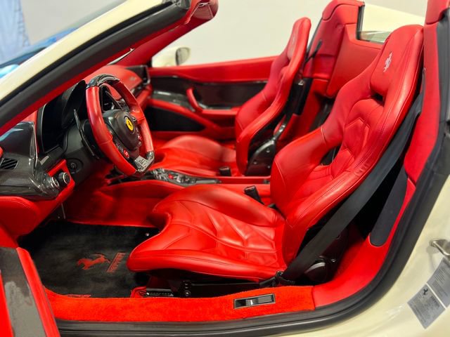 Used 2013 Ferrari 458 Spider image 19