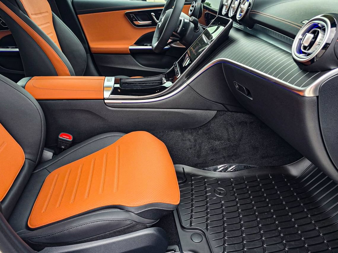 New 2026 Mercedes-Benz C 300 4MATIC Sedan image 36