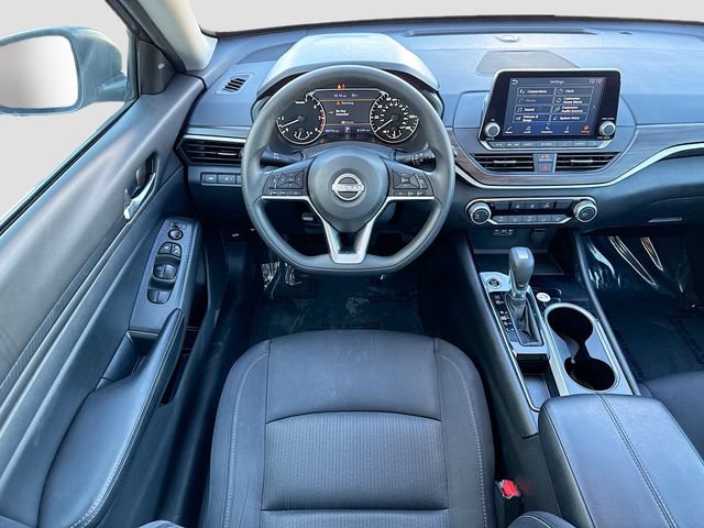 Used 2024 Nissan Altima 2.5 SV FWD image 20