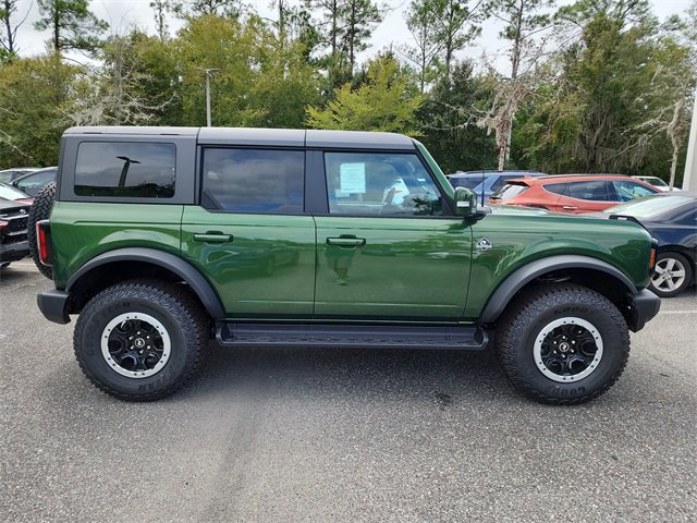 New 2025 Ford Bronco Outer Banks w/ Sasquatch Package image 2