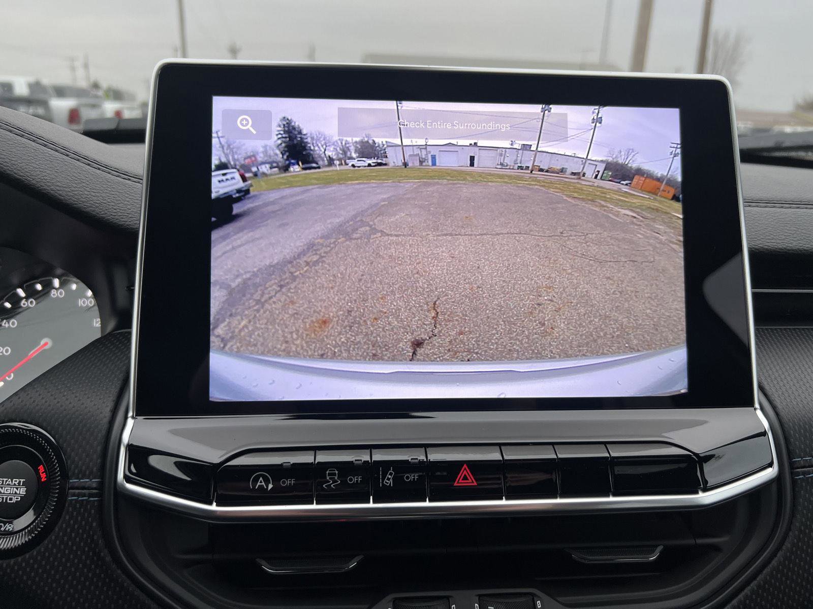 New 2026 Jeep Compass Latitude image 17