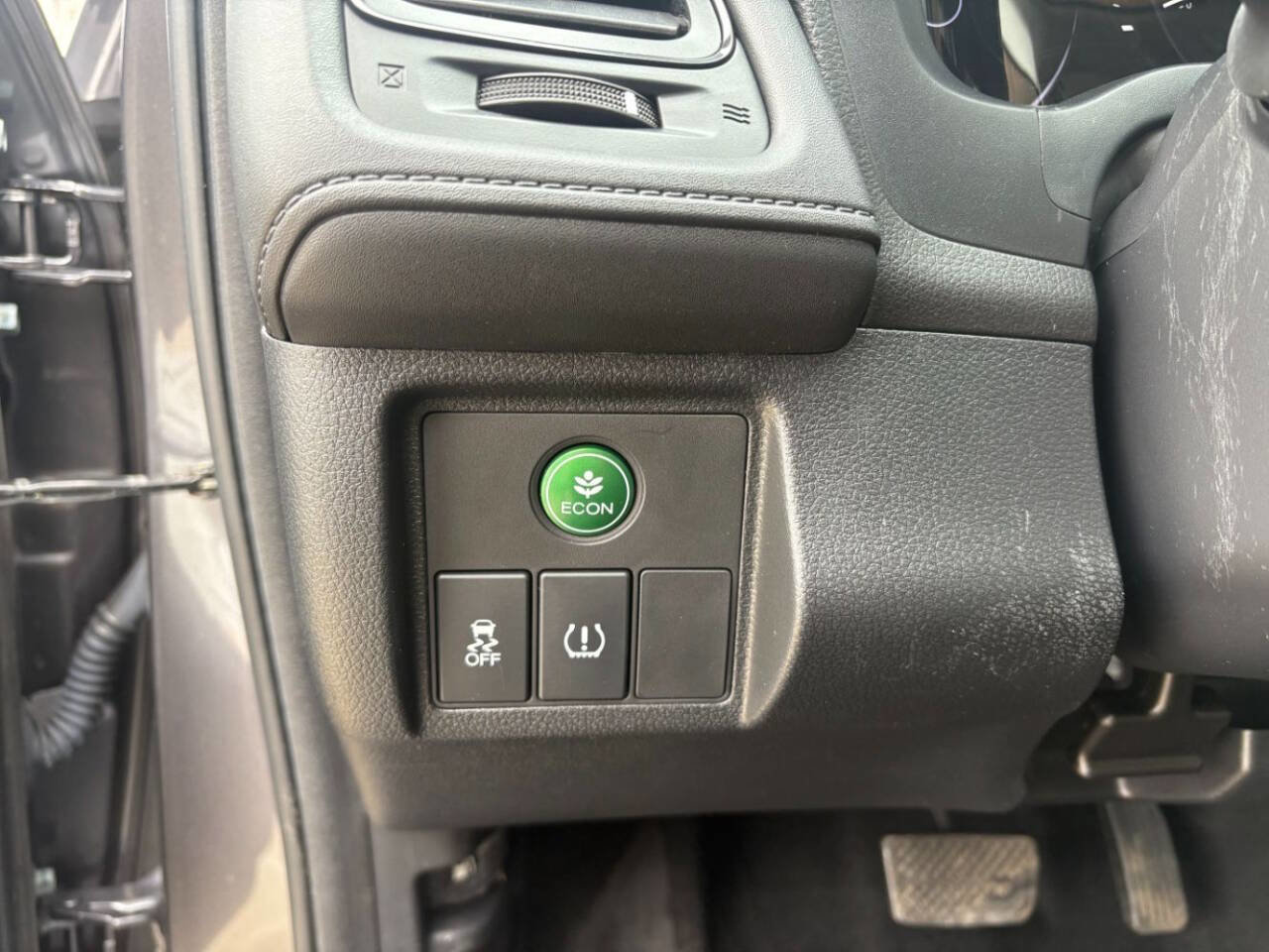 Used 2020 Honda HR-V LX image 7