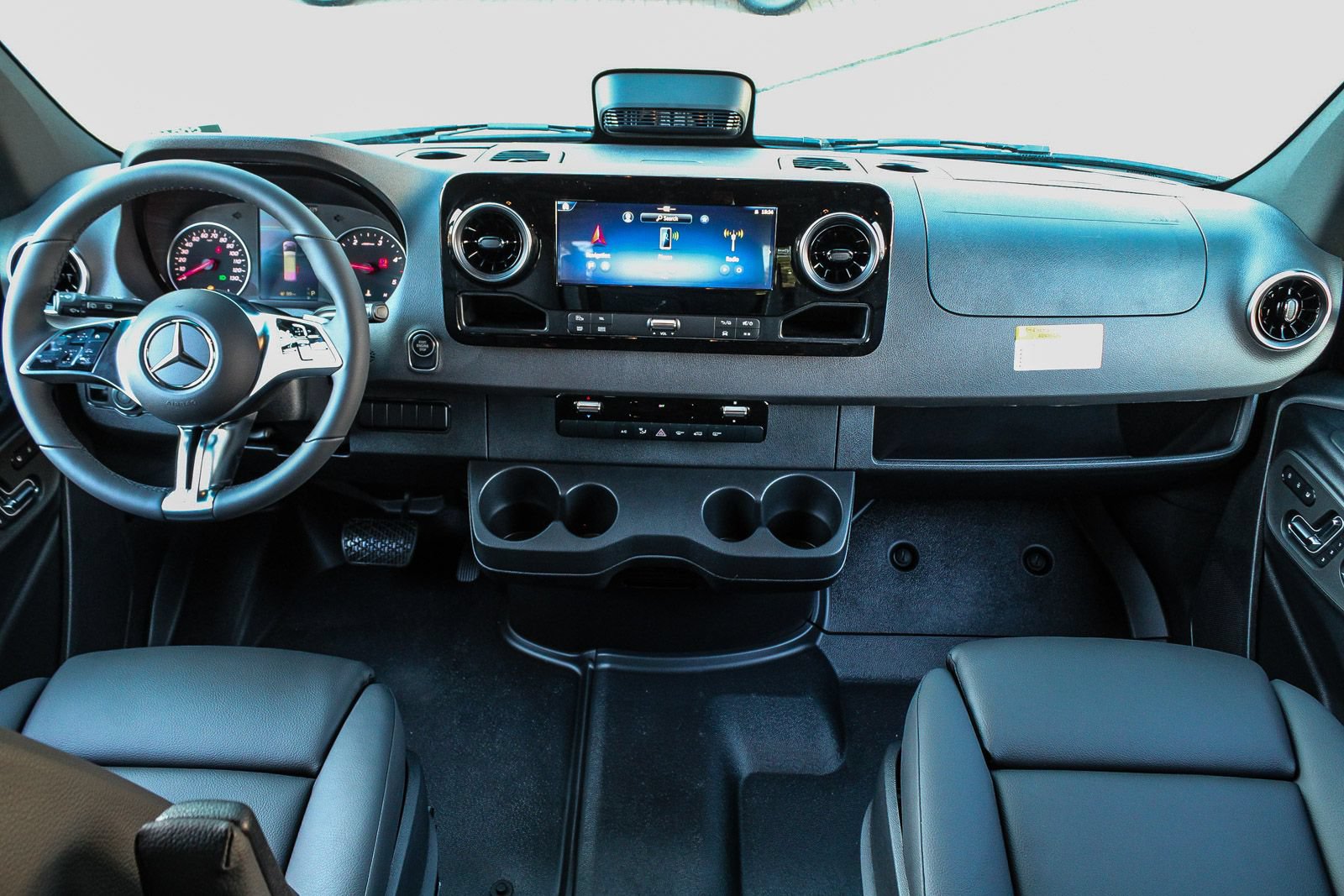 New 2026 Mercedes-Benz Sprinter 2500 image 12