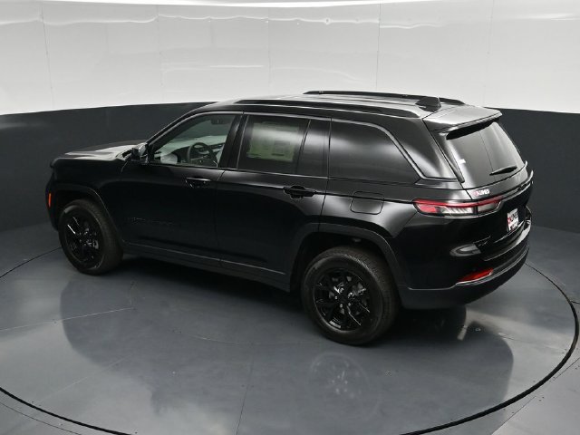 New 2026 Jeep Grand Cherokee Altitude AWD/4WD image 52