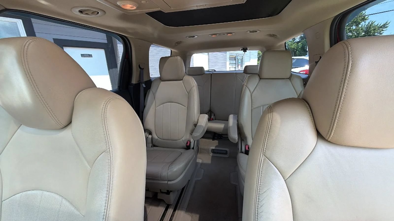 Used 2012 GMC Acadia Denali AWD/4WD image 11