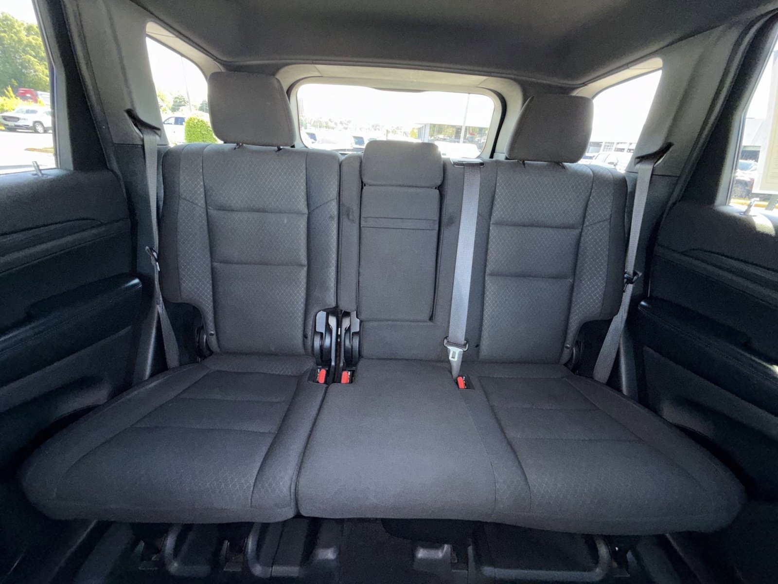 Used 2019 Jeep Grand Cherokee Laredo AWD/4WD image 24