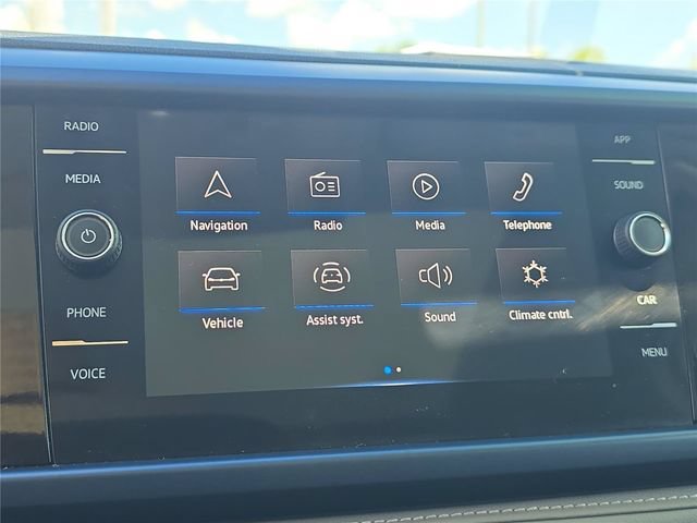 Used 2024 Volkswagen Taos SE FWD image 18