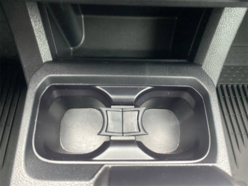 Used 2022 Toyota Tacoma SR5 image 27