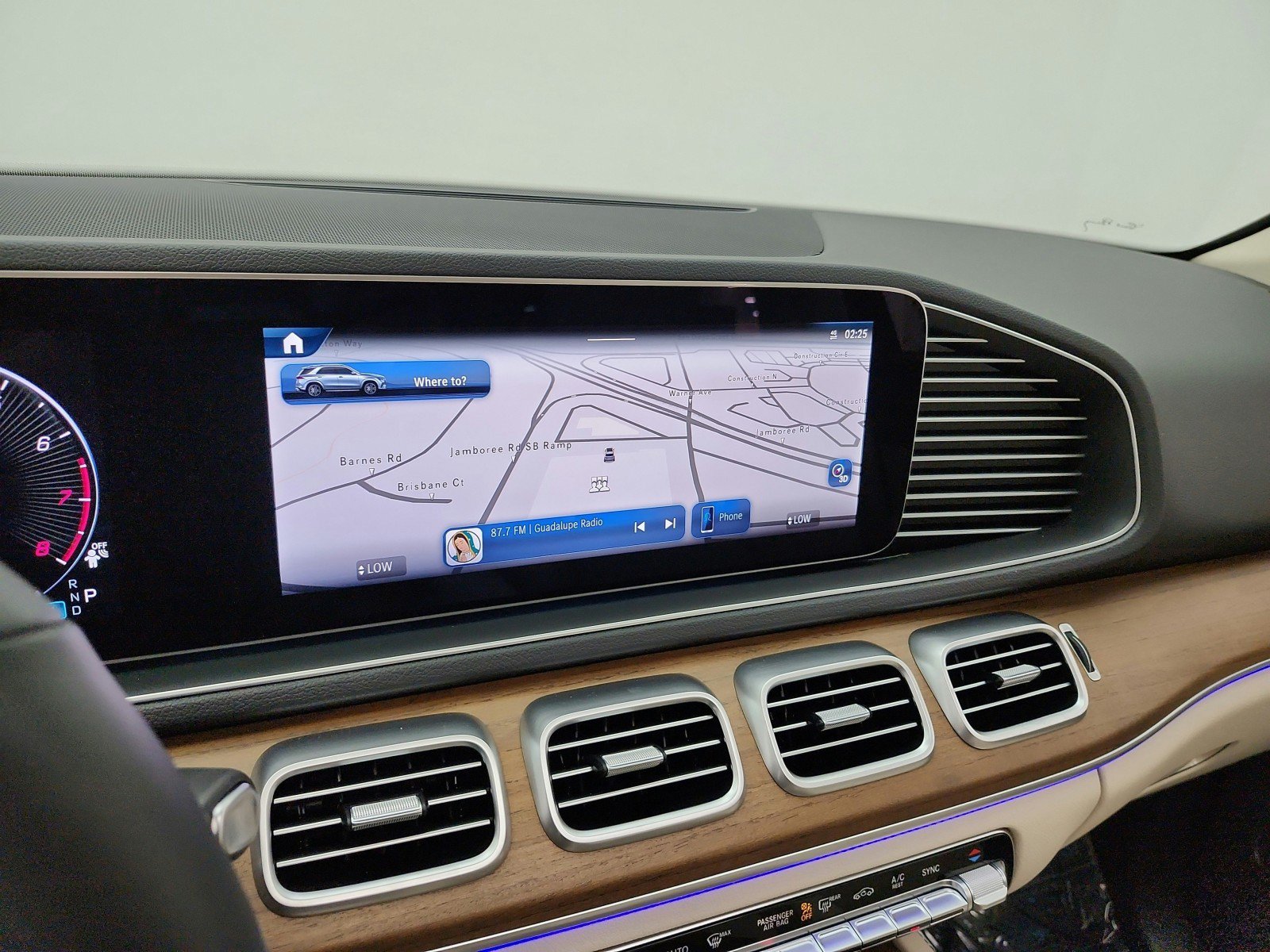 Used 2024 Mercedes-Benz GLE 450 4MATIC image 14