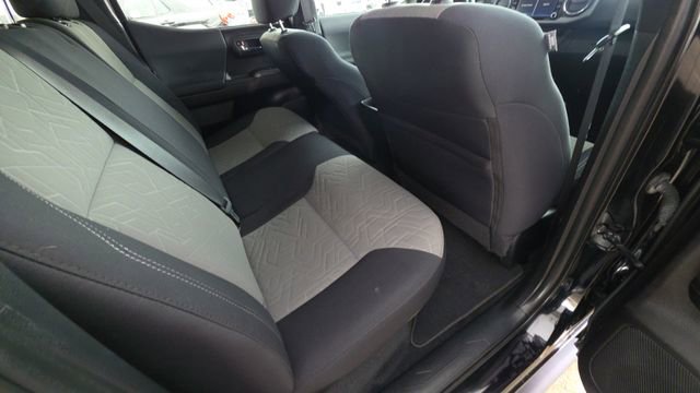 Used 2022 Toyota Tacoma TRD Sport w/ Technology Package AWD/4WD image 27