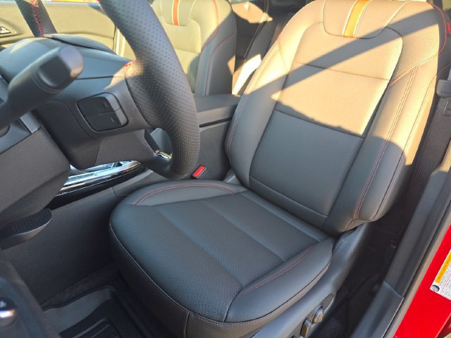 New 2026 Chevrolet Trax RS w/ Sunroof Package FWD image 21