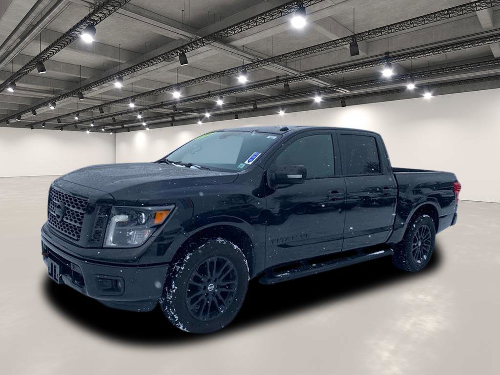 Used 2019 Nissan Titan SV w/ SV Convenience Package image 2