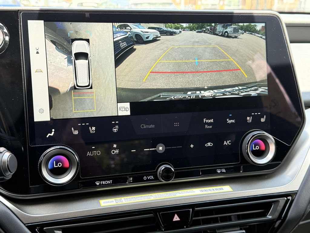 New 2026 Lexus TX 500h AWD image 6