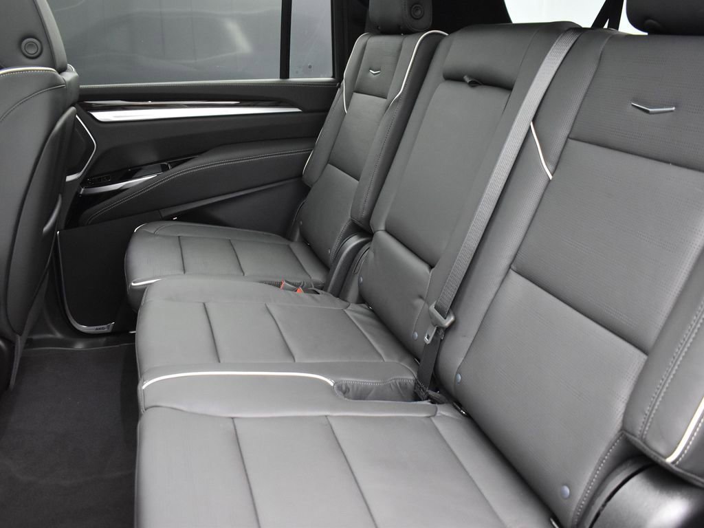 Certified 2026 Cadillac Escalade ESV Luxury w/ Touring Package image 28