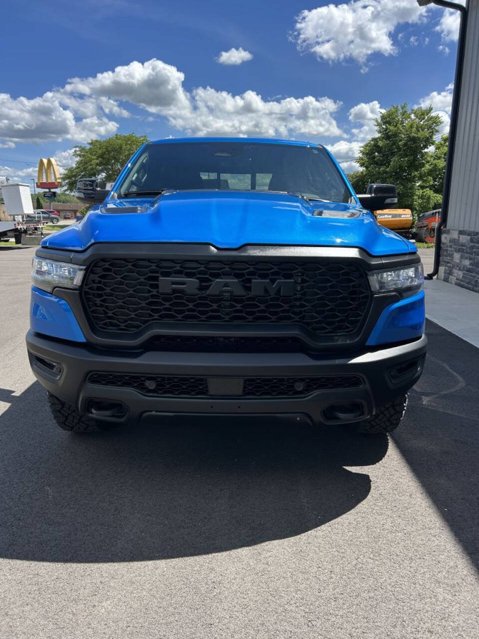 Used 2025 RAM 1500 Rebel w/ G/T Package AWD/4WD image 9