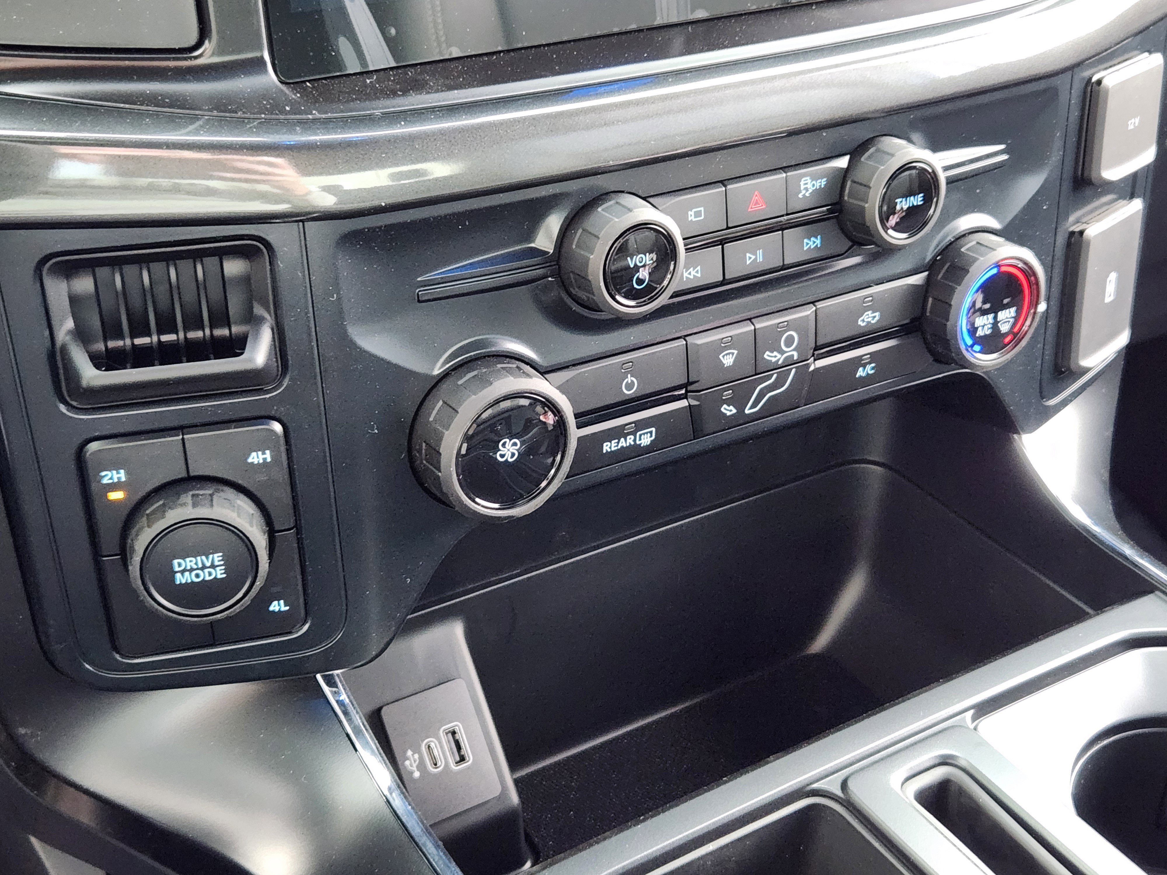 New 2026 Ford F150 STX w/ Equipment Group 200A image 25