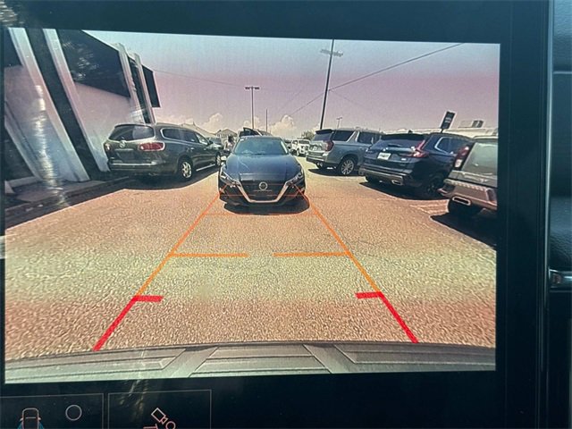 Certified 2025 GMC Yukon XL Denali w/ Sun & Power Step Package image 30