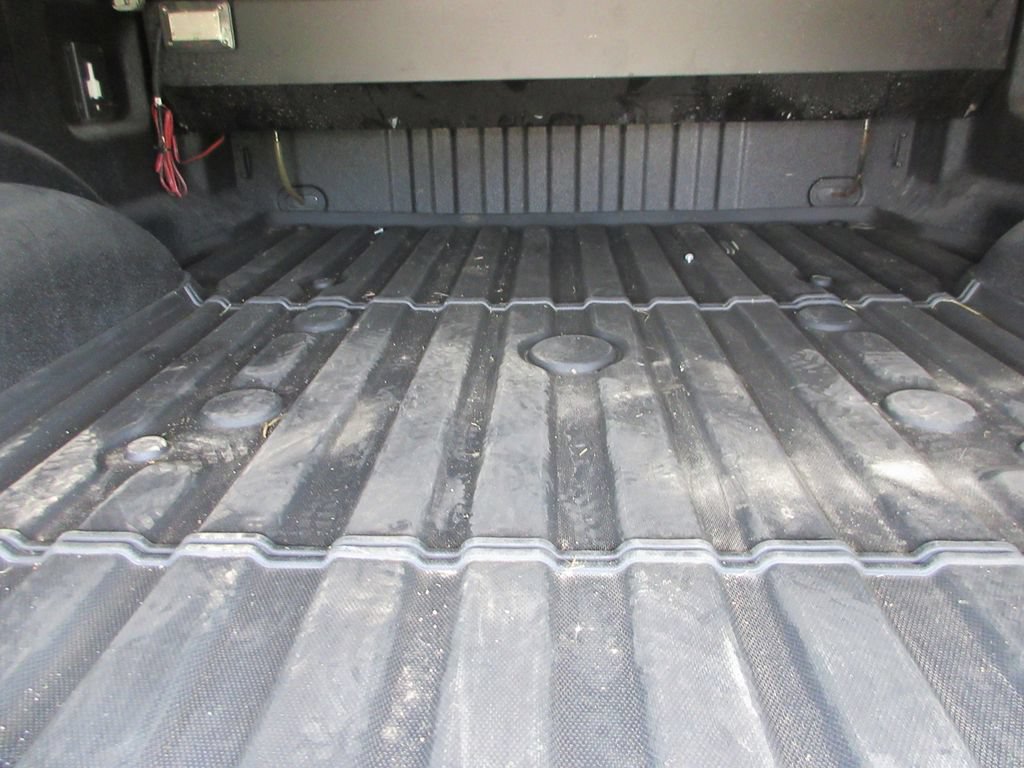 Used 2019 Ford F250 Lariat w/ Lariat Ultimate Package AWD/4WD image 9
