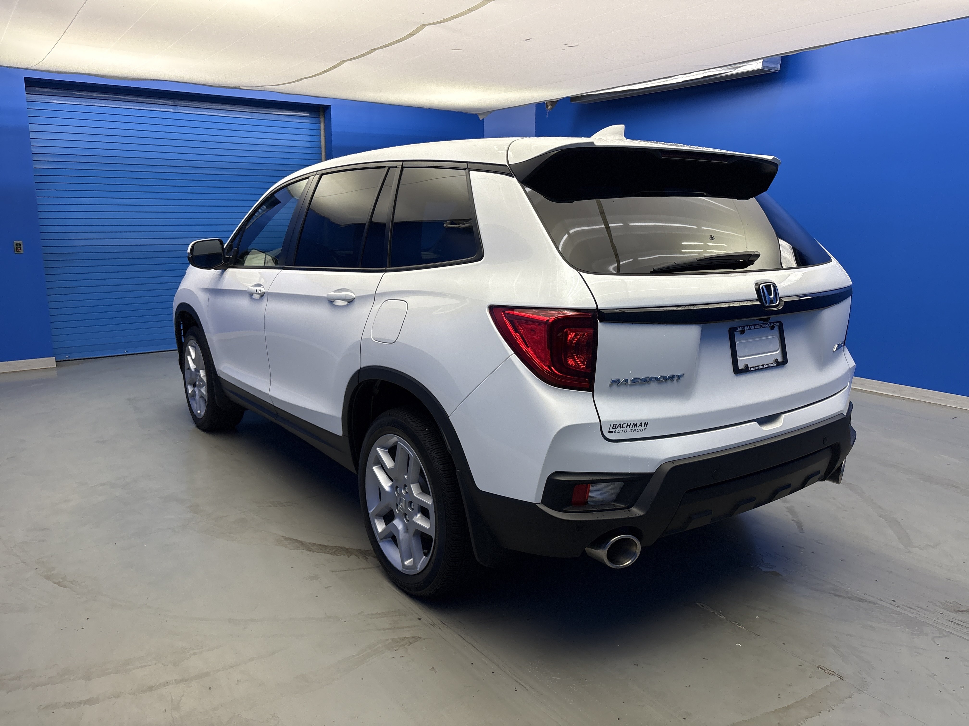 Used 2025 Honda Passport EX-L image 5