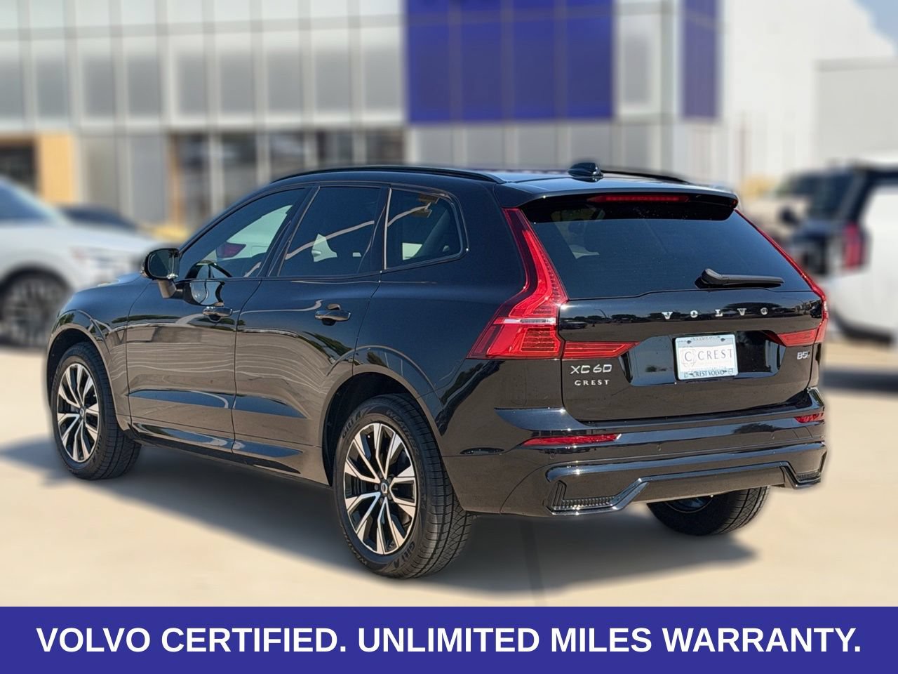 Certified 2024 Volvo XC60 B5 Core AWD/4WD image 8