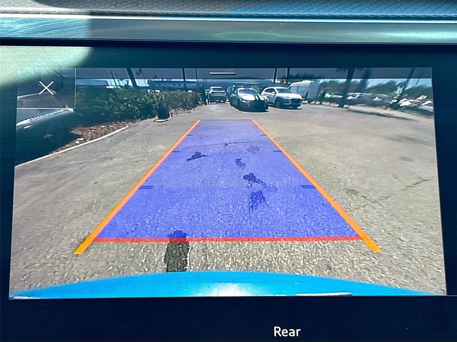 Used 2020 Audi Q3 2.0T Premium Plus w/ Premium Plus Package AWD/4WD image 14