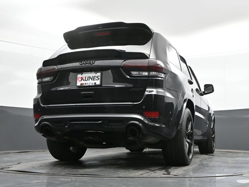 Used 2020 Jeep Grand Cherokee SRT w/ Trailer Tow Group IV AWD/4WD image 43