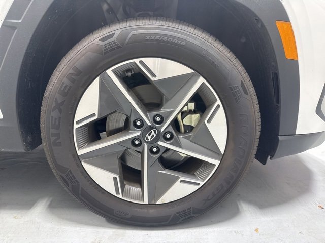 Certified 2025 Hyundai Tucson SEL image 4