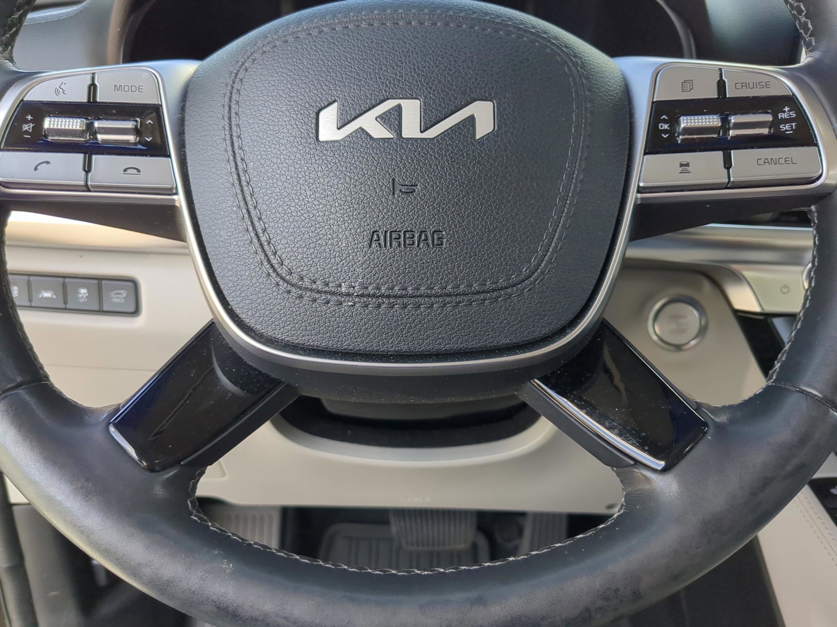 Certified 2022 Kia Telluride EX w/ EX Premium Package image 19