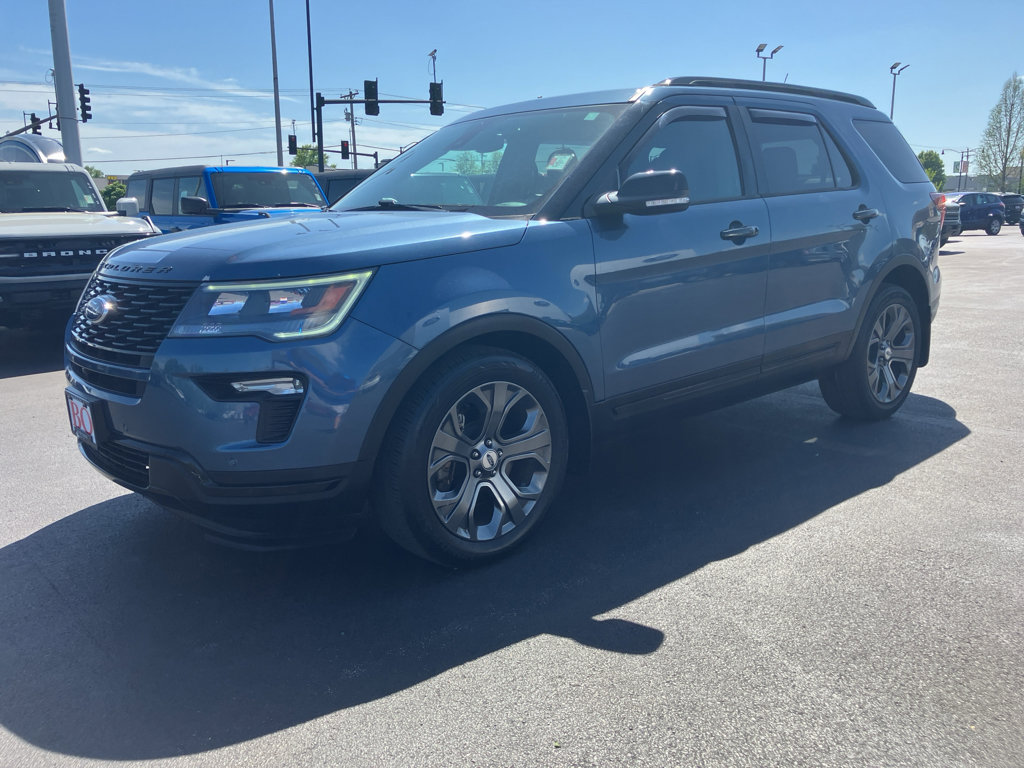 Used 2018 Ford Explorer Sport w/ Equipment Group 401A image 2