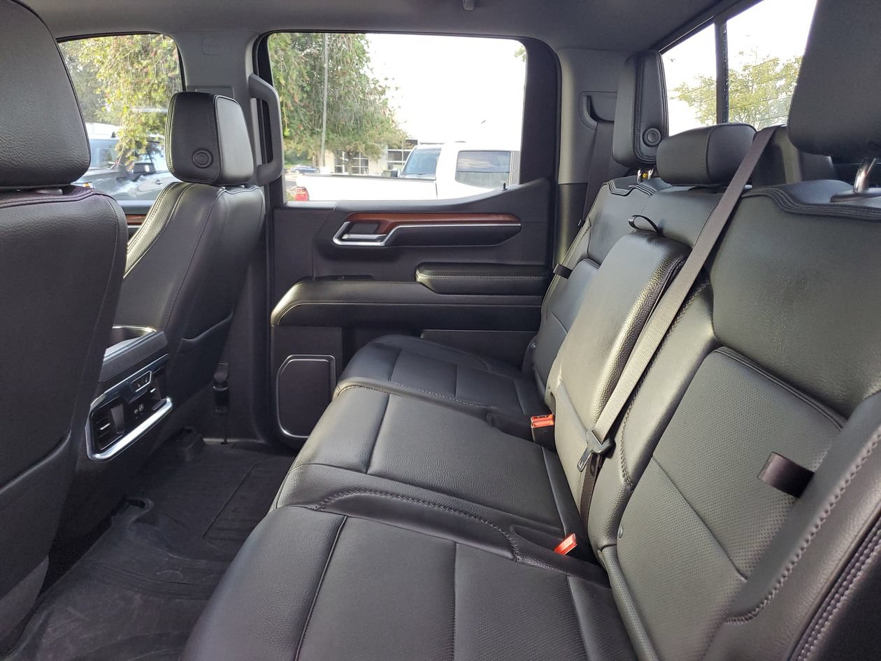 Used 2023 GMC Sierra 1500 Denali AWD/4WD image 11