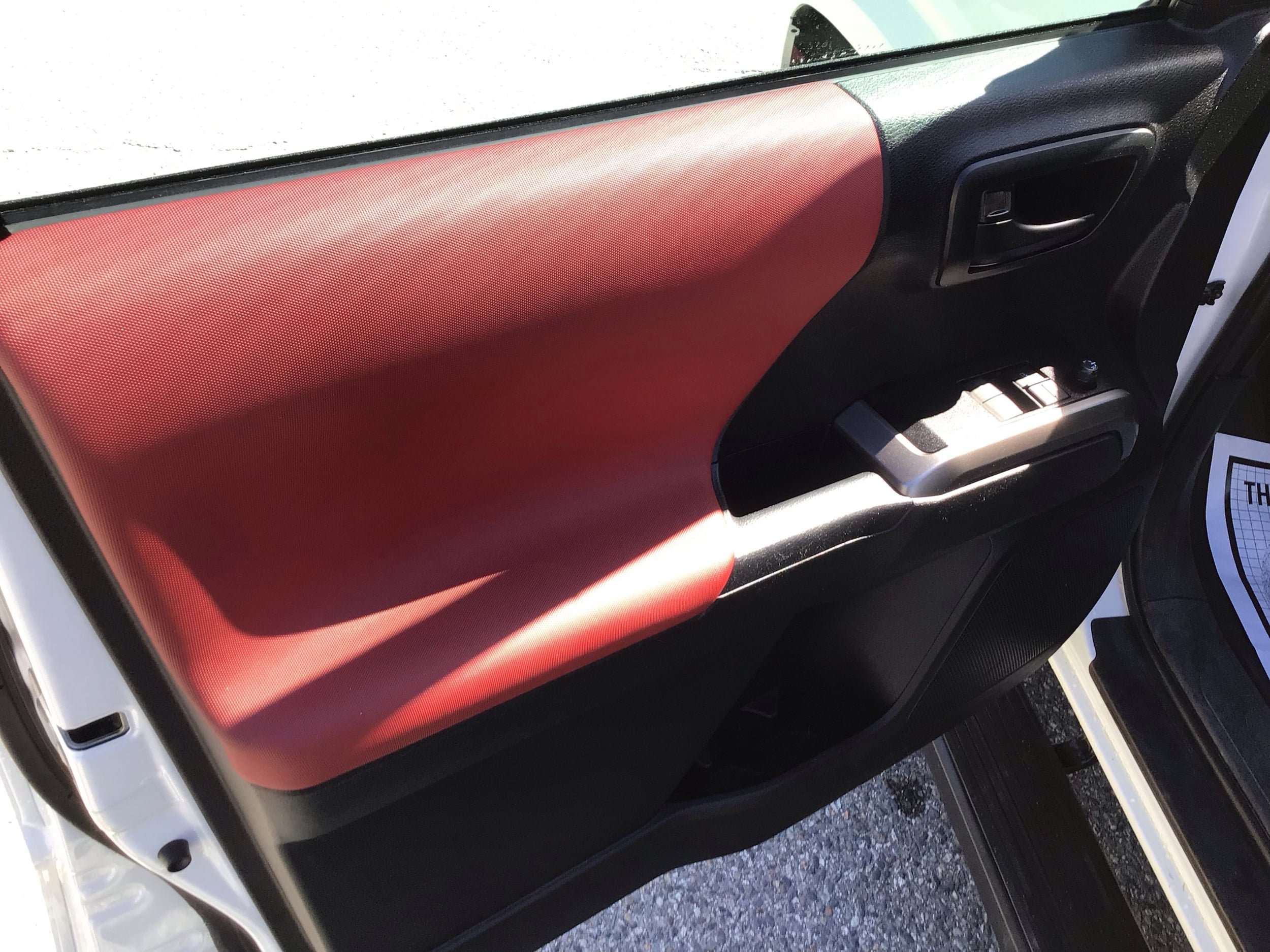 Used 2023 Toyota Tacoma SR5 RWD image 10