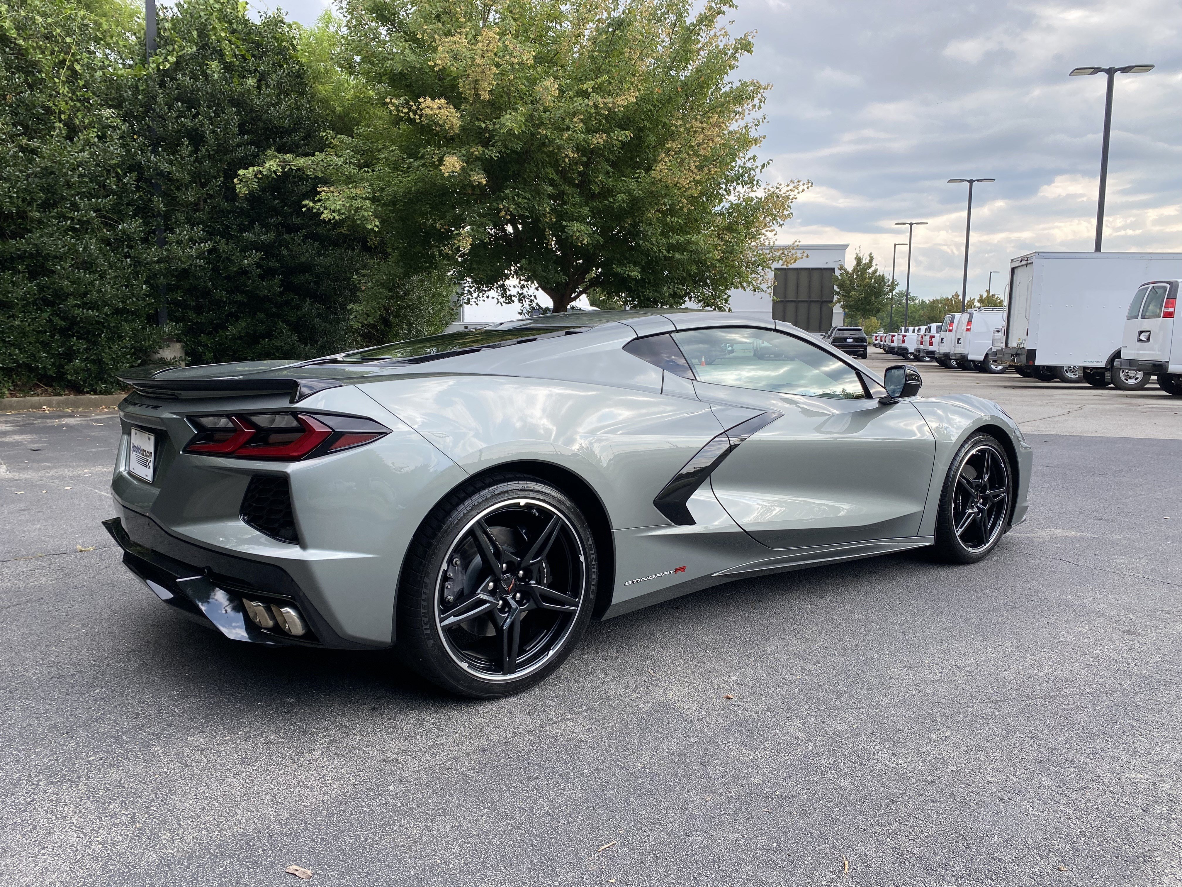 Used 2024 Chevrolet Corvette Stingray Preferred Cpe w/ Battery Protection Package RWD image 9